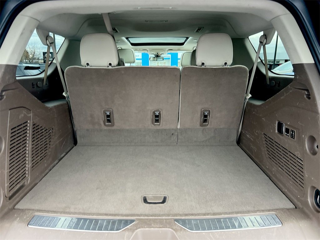 Used 2022 GMC Yukon XL Denali image 21