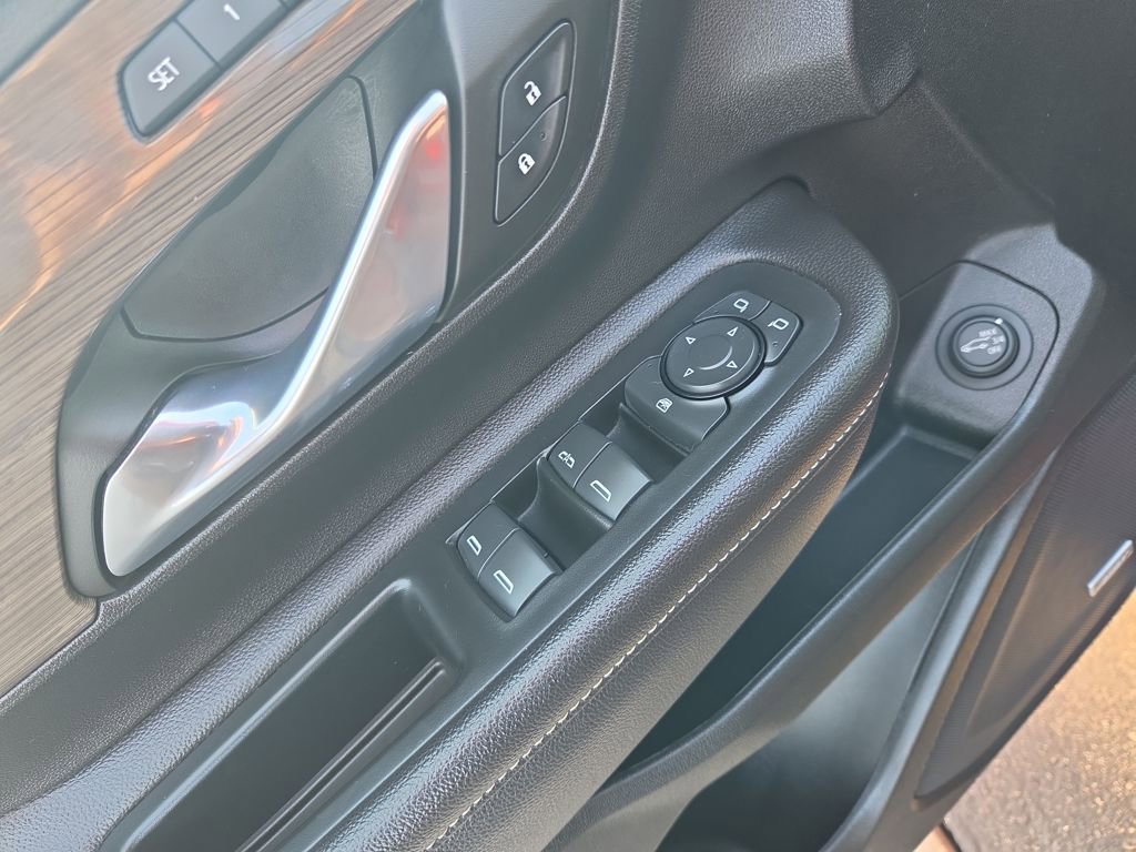 Certified 2022 GMC Terrain Denali w/ Denali Premium Package image 24