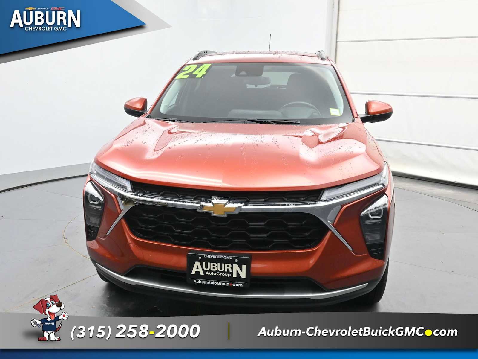 Used 2024 Chevrolet Trax LT w/ Driver Confidence Package FWD image 3