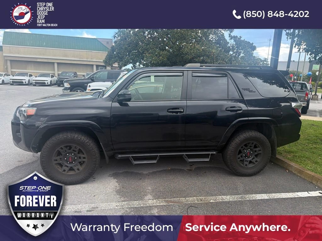 Used 2024 Toyota 4Runner TRD Off-Road AWD/4WD image 4