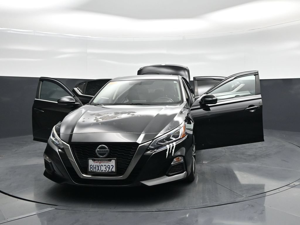 Used 2019 Nissan Altima 2.5 SR w/ SR Premium Package FWD image 33