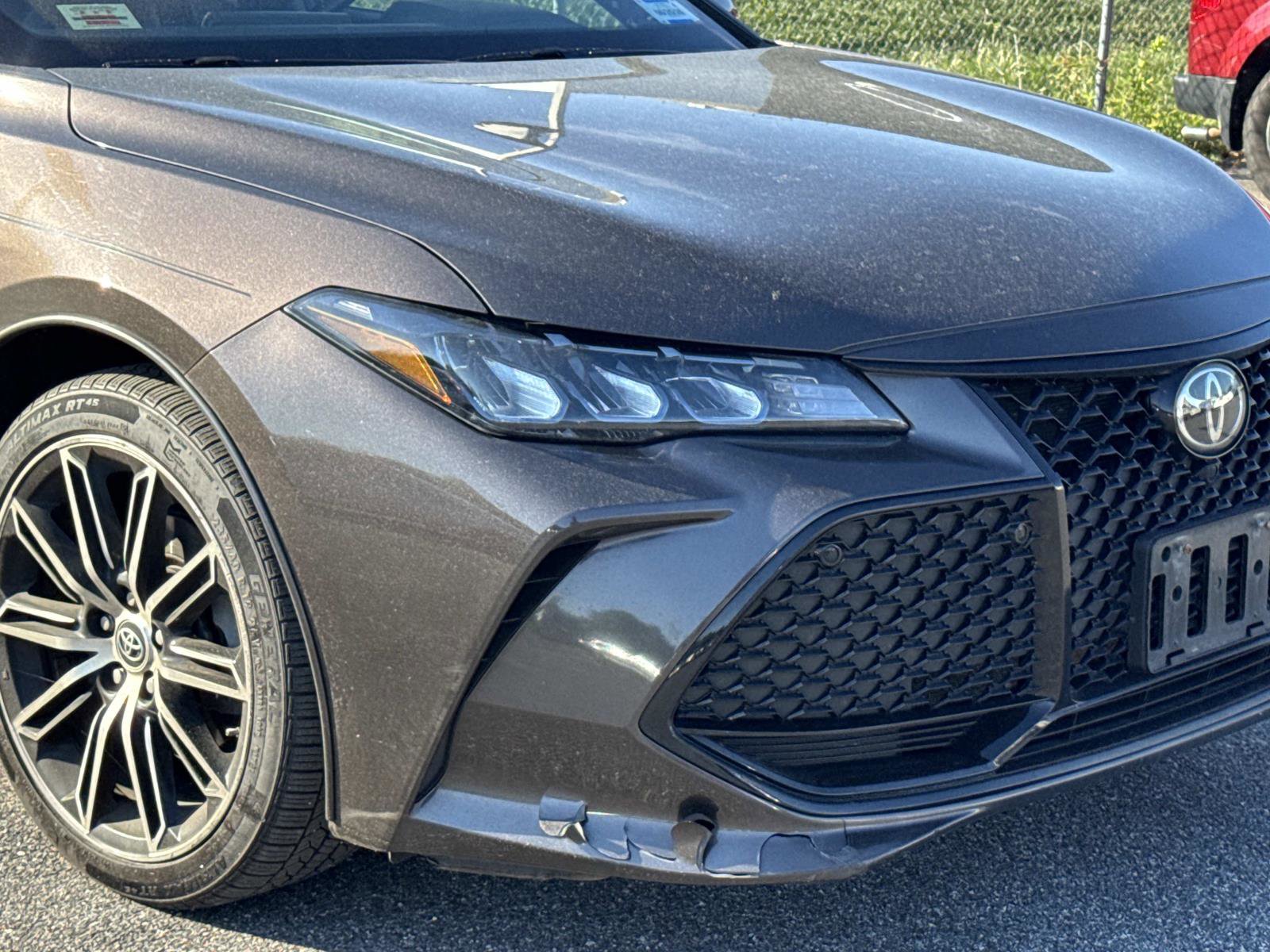 Used 2019 Toyota Avalon XSE w/ All Weather Liner Package FWD image 4