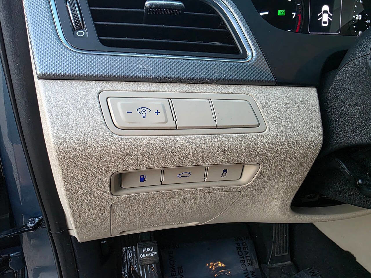 Used 2017 Hyundai Sonata SE image 34