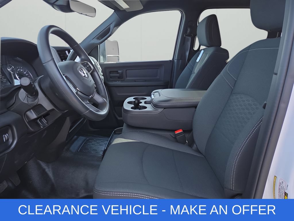 New 2026 RAM 3500 Tradesman w/ Chrome Appearance Group AWD/4WD image 18