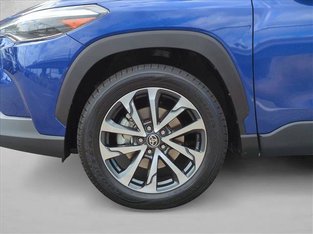 Used 2025 Toyota Corolla Cross XLE AWD/4WD image 22