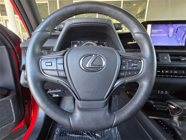 Used 2023 Lexus UX 250h F Sport image 11