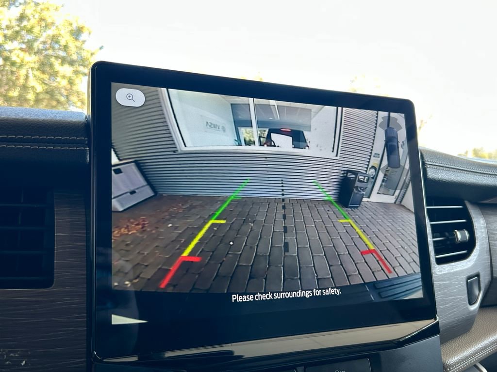 Used 2024 Ford Expedition Limited image 28