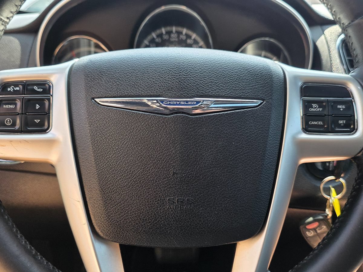 Used 2012 Chrysler 200 Limited FWD image 31