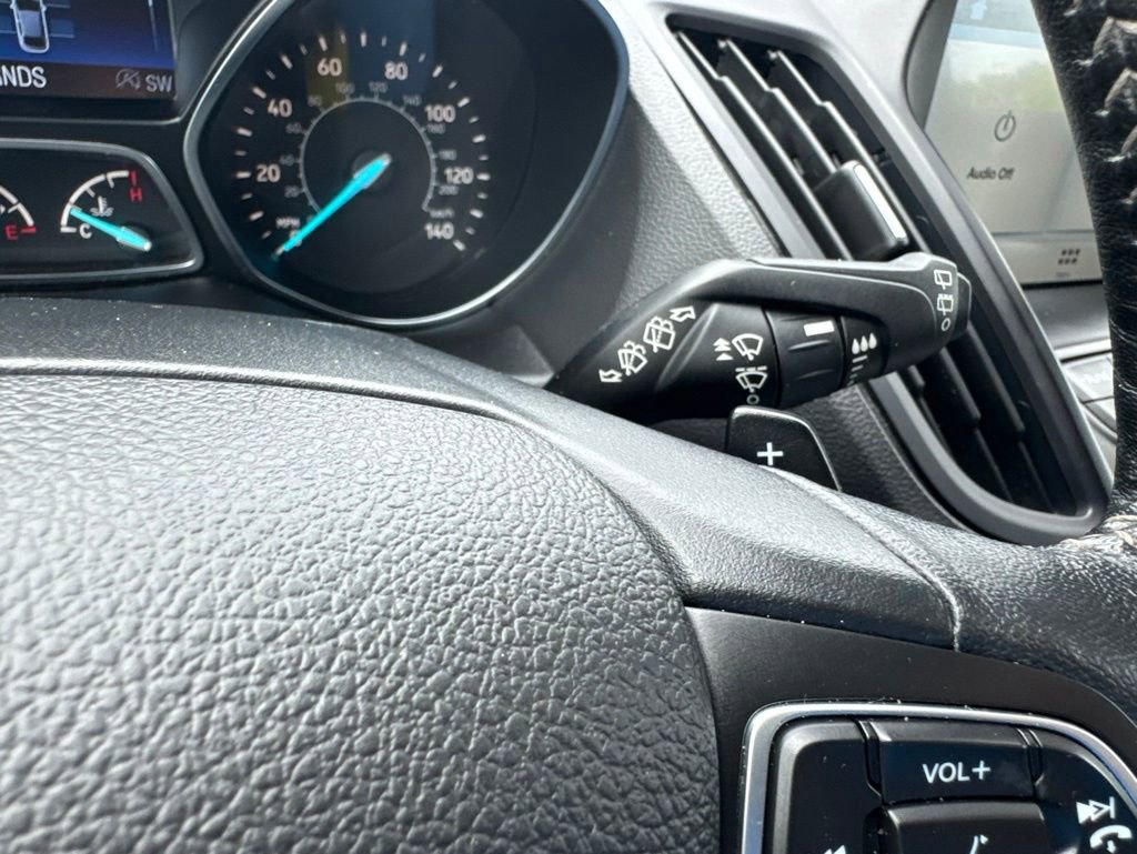 Used 2018 Ford Escape SE w/ SE Sport Appearance Package AWD/4WD image 25