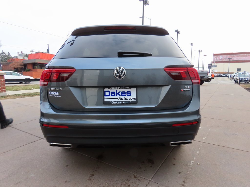 Used 2018 Volkswagen Tiguan S image 6
