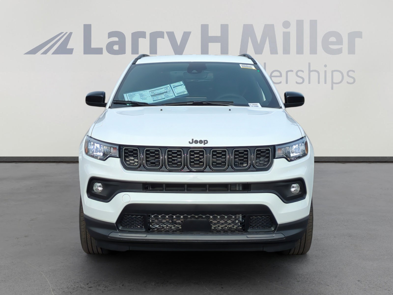 New 2026 Jeep Compass Latitude image 8