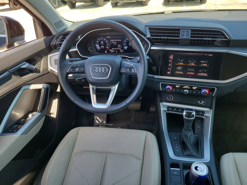 Used 2021 Audi Q3 2.0T Premium image 22