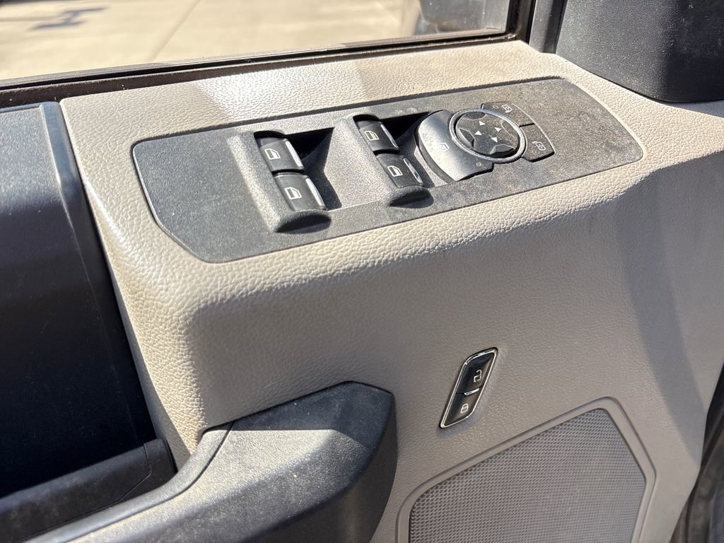 Used 2017 Ford F250 XL w/ STX Appearance Package AWD/4WD image 17