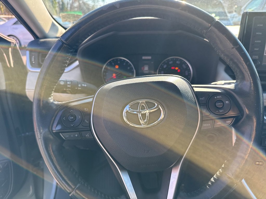 Used 2019 Toyota RAV4 XLE image 8