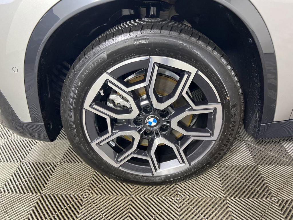 Used 2025 BMW X1 xDrive28i w/ Convenience Package image 17