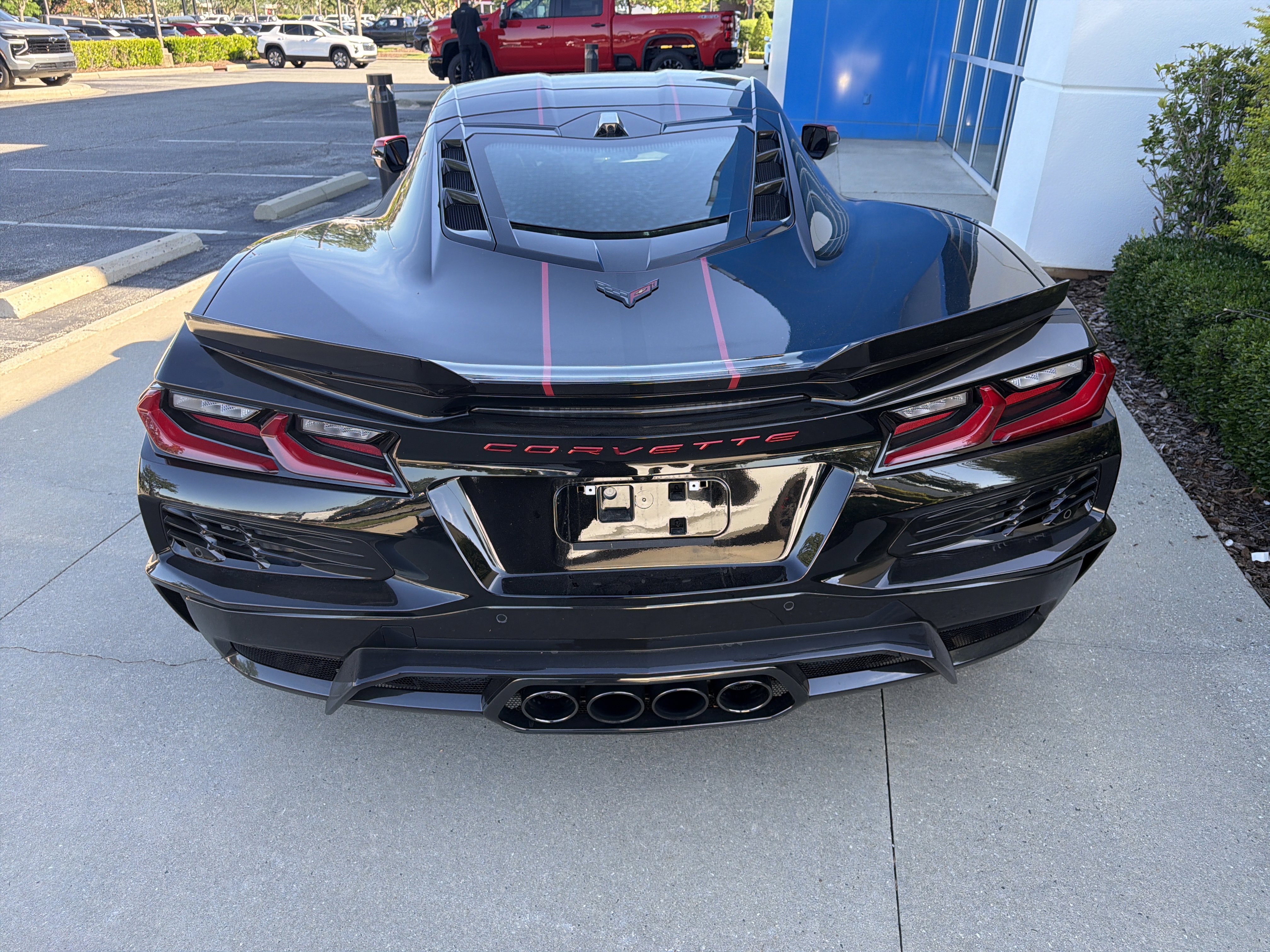 Used 2025 Chevrolet Corvette Z06 w/ Stealth Interior Trim Package RWD image 9