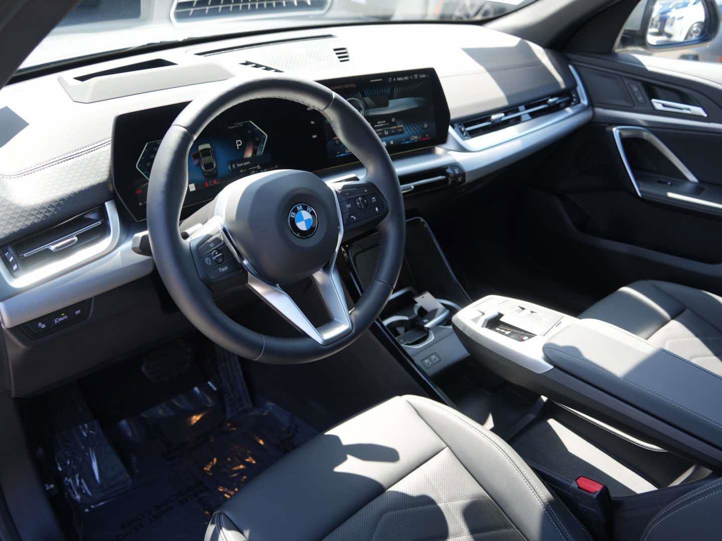 Used 2026 BMW X2 xDrive28i image 16