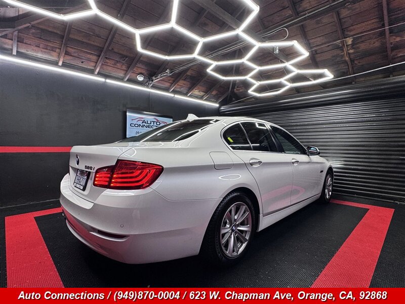 Used 2014 BMW 528i Sedan RWD image 3