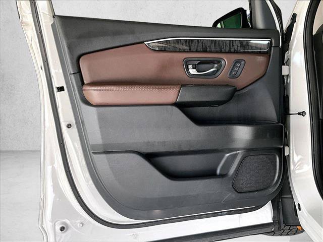 Used 2023 Honda Pilot Elite image 18