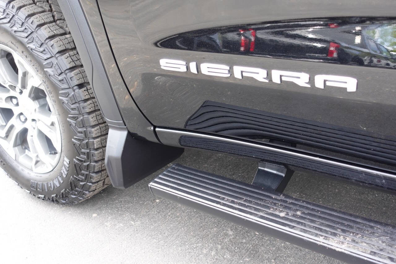Used 2024 GMC Sierra 1500 Pro w/ Pro Value Package AWD/4WD image 13