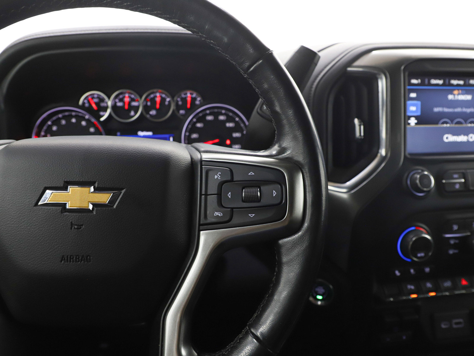 Used 2020 Chevrolet Silverado 1500 LTZ w/ LTZ Plus Package image 27