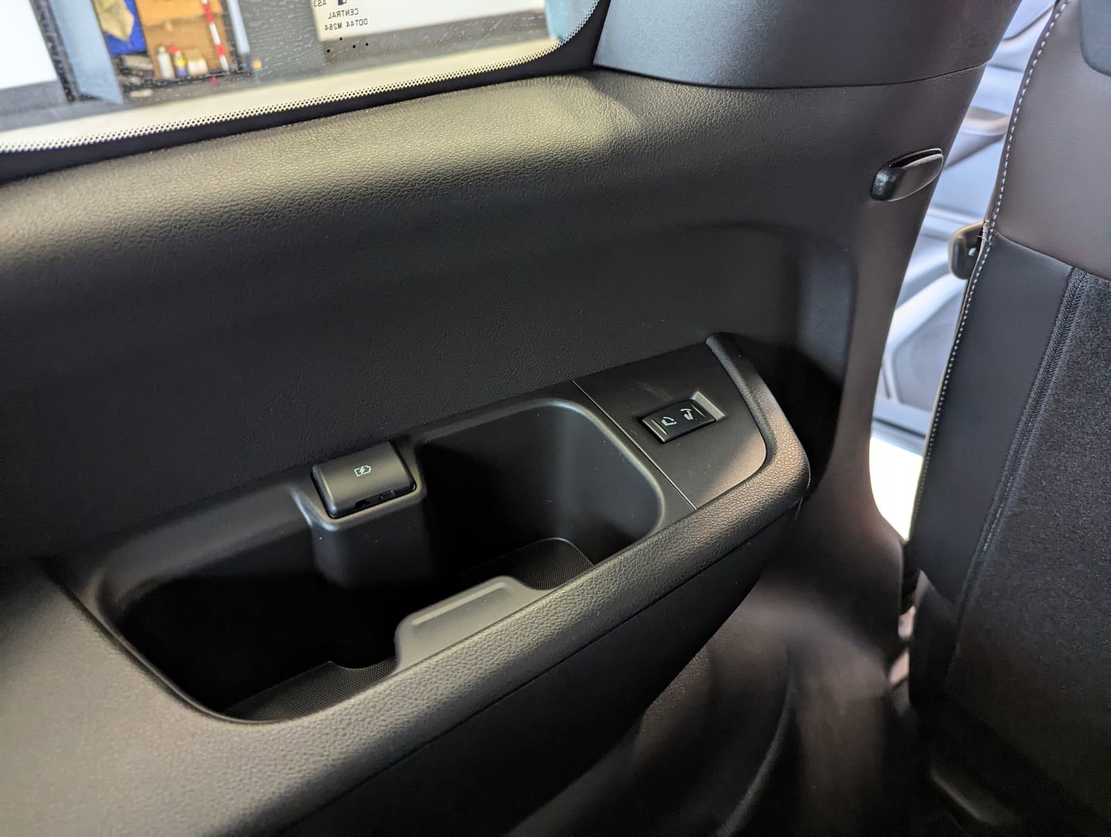 New 2025 Nissan Armada SL w/ Captain's Chari Seat Package image 30