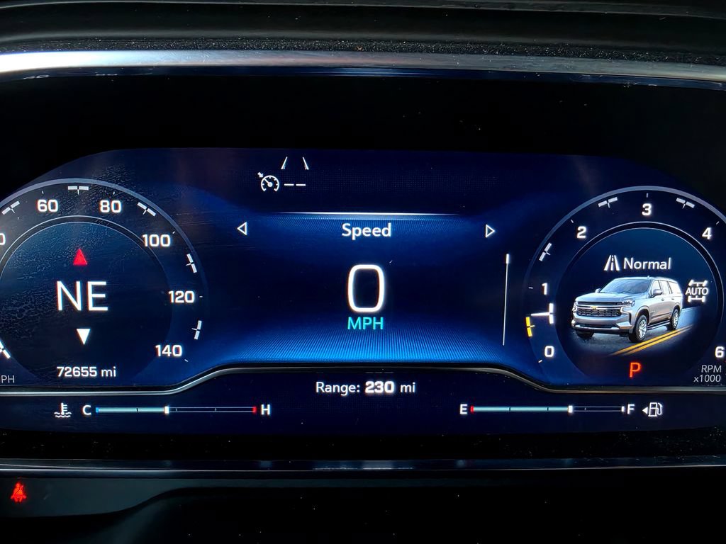 Used 2024 Chevrolet Suburban LT AWD/4WD image 31