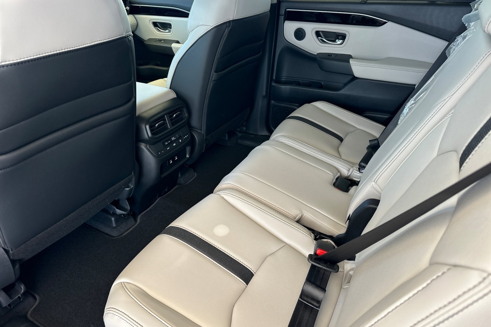 New 2026 Honda Pilot EX-L image 14