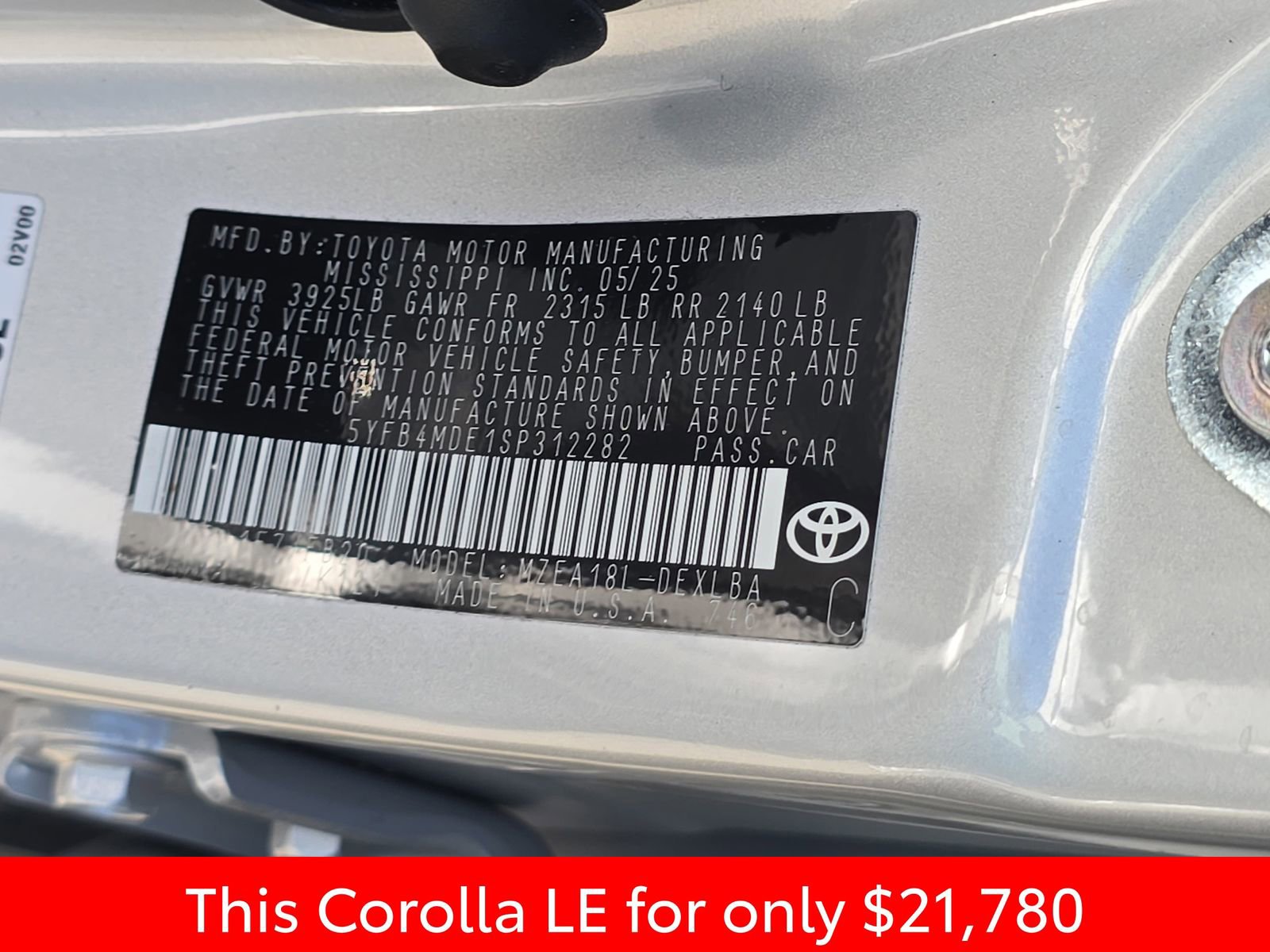 Used 2025 Toyota Corolla LE FWD image 41