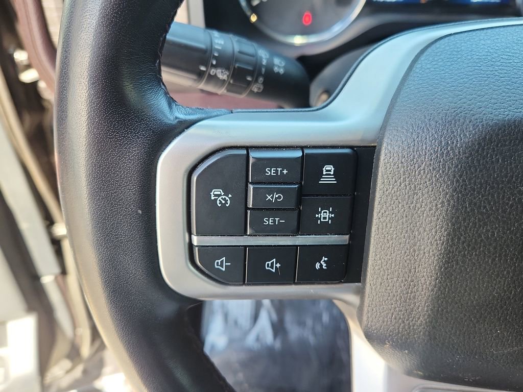 Used 2024 Ford Expedition Limited AWD/4WD image 23