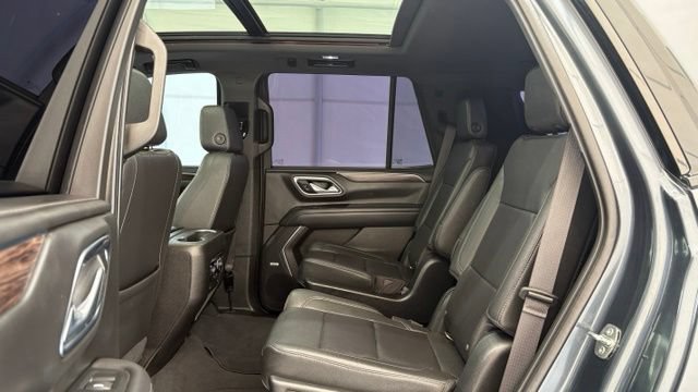 Used 2021 Chevrolet Tahoe Z71 w/ Max Trailering Package AWD/4WD image 19
