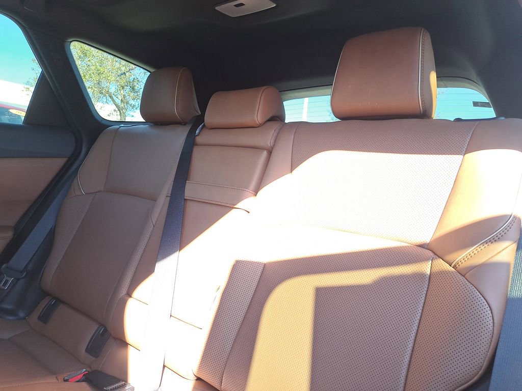 Certified 2025 Toyota Crown Signia Limited image 9