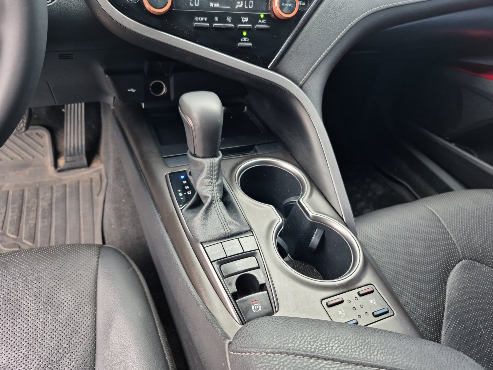 Certified 2023 Toyota Camry XSE w/ Navigation Package FWD image 12