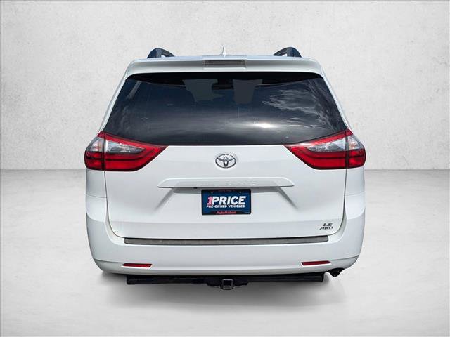 Used 2020 Toyota Sienna LE w/ Protection Package AWD/4WD image 7