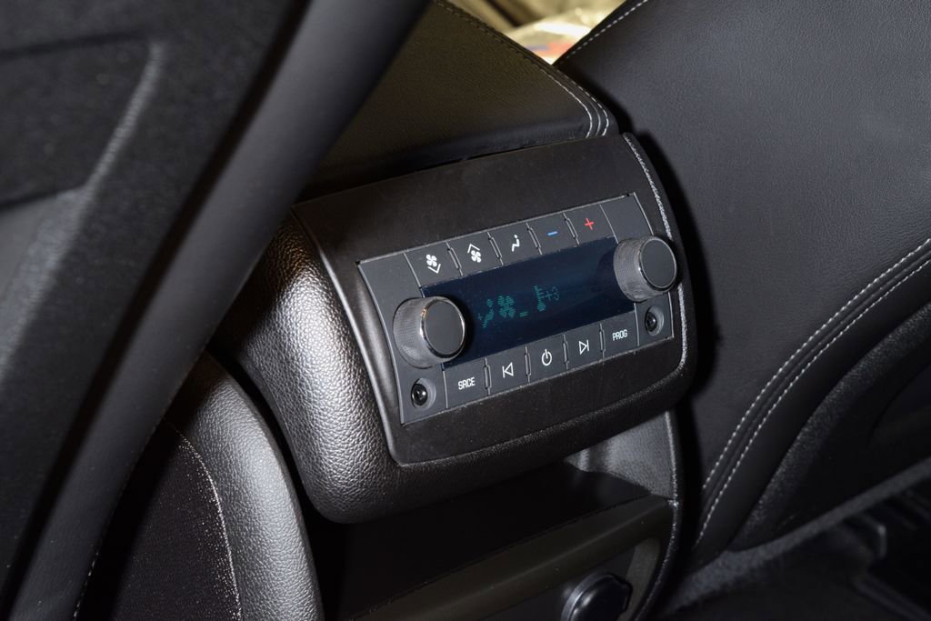 Used 2017 Chevrolet Traverse Premier image 30