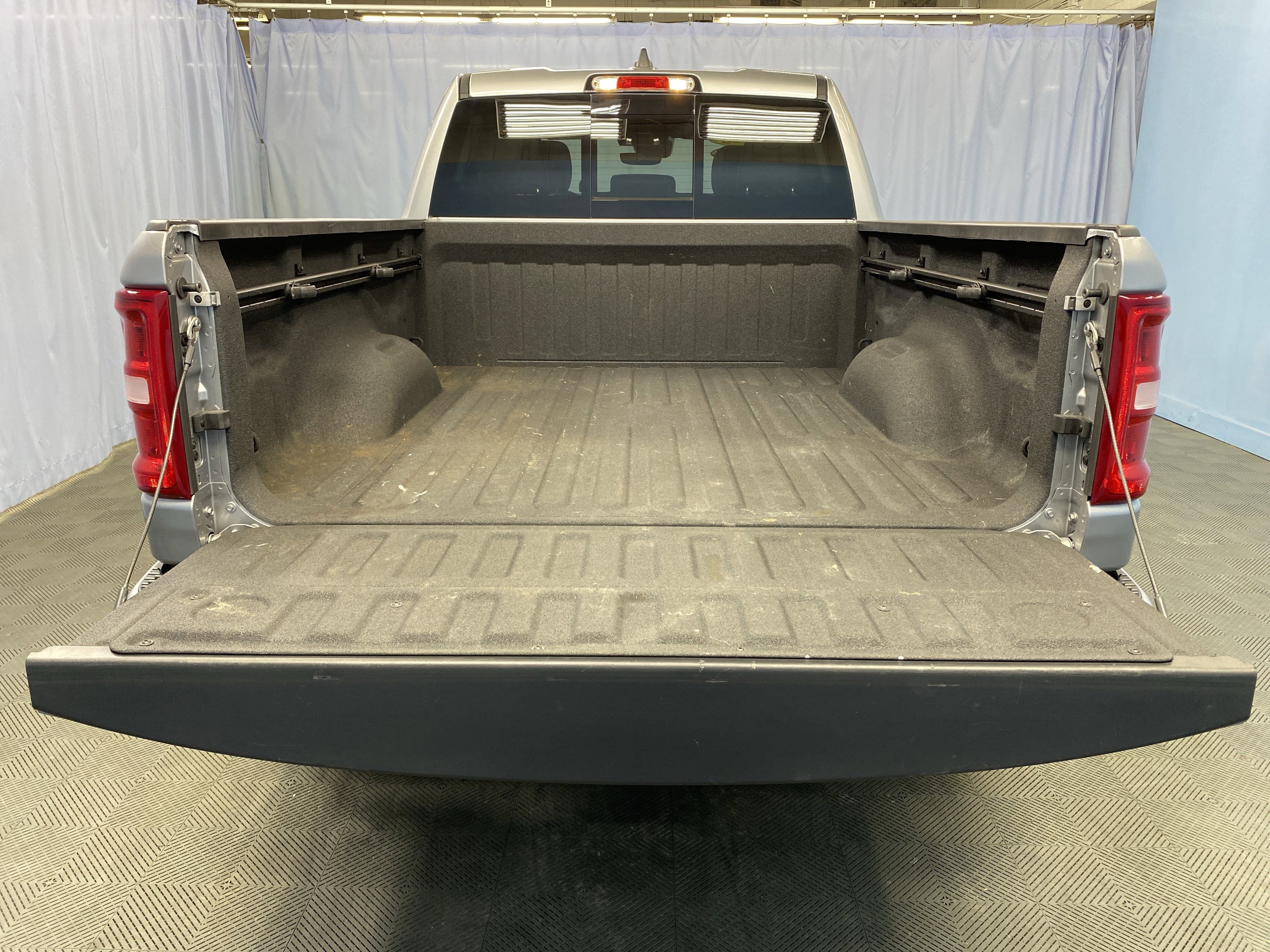 Used 2025 RAM 1500 Laramie w/ Sport Appearance Package image 34