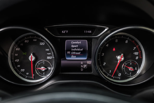 Used 2019 Mercedes-Benz GLA 250 4MATIC w/ Premium Package image 36
