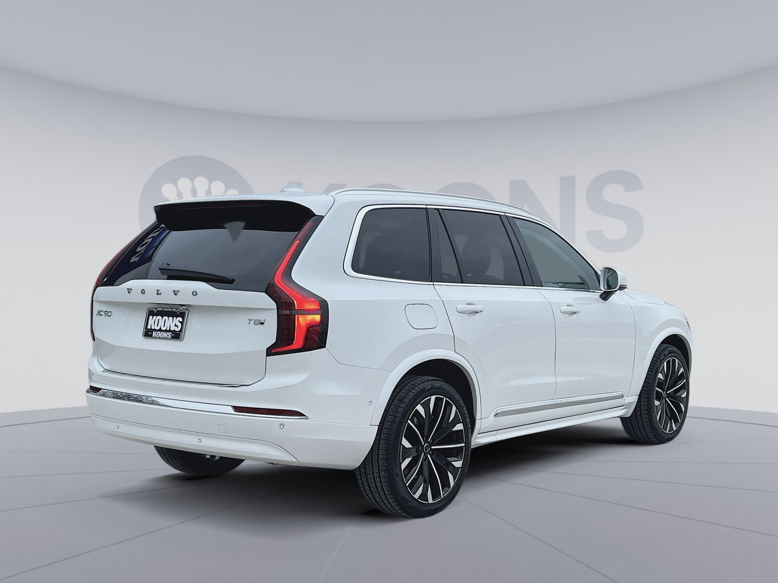 New 2026 Volvo XC90 T8 Ultra w/ Lounge Package image 7