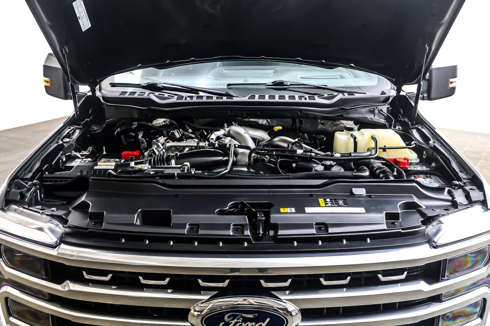 Used 2023 Ford F250 Platinum image 12