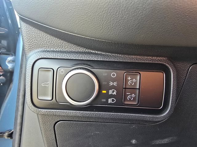Used 2025 Ford Explorer Active AWD/4WD image 20