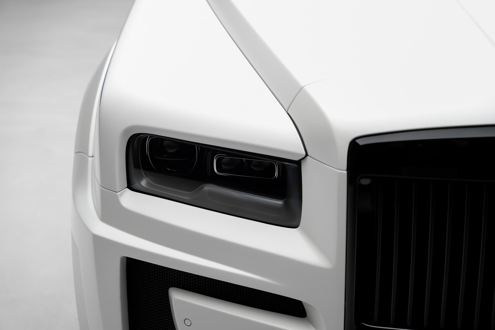 Used 2024 Rolls-Royce Cullinan Black Badge w/ Driver's Package AWD/4WD image 13