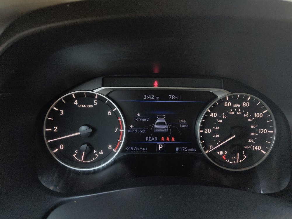 Used 2023 Nissan Altima 2.5 SV FWD image 23