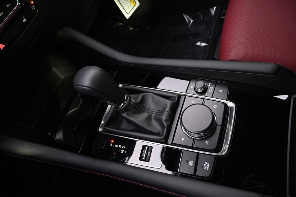 New 2026 MAZDA MAZDA3 Carbon image 31