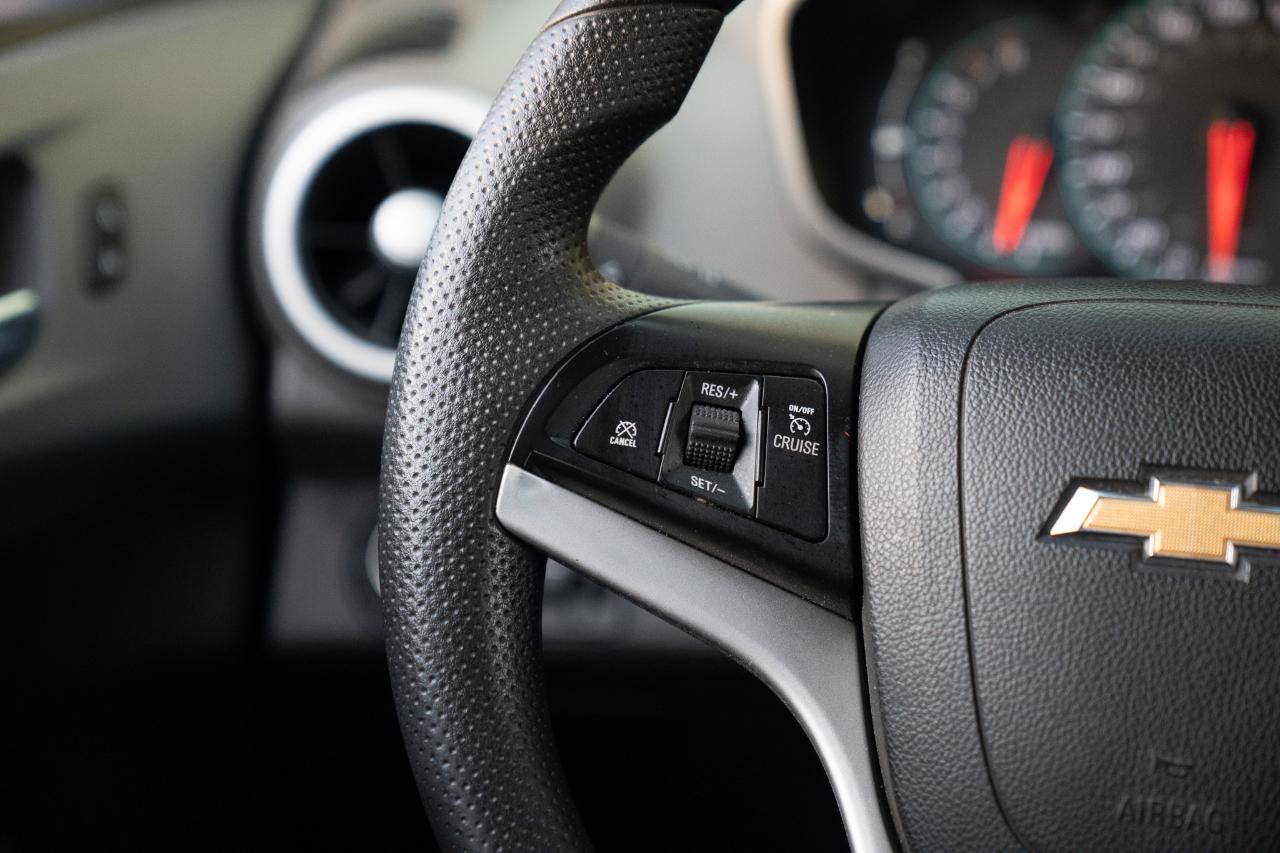 Used 2018 Chevrolet Sonic LT image 33