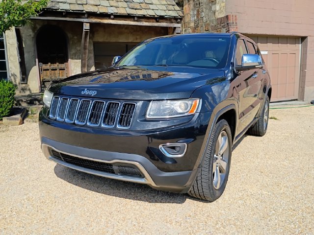 Used 2016 Jeep Grand Cherokee Limited w/ Trailer Tow Group IV RWD image 5