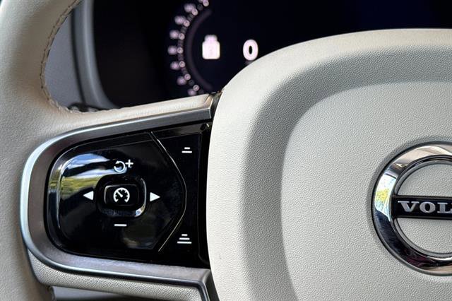 Certified 2024 Volvo XC90 B5 Plus w/ Protection Package Premier image 26