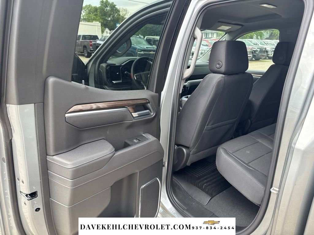 Used 2026 Chevrolet Silverado 1500 LT AWD/4WD image 39