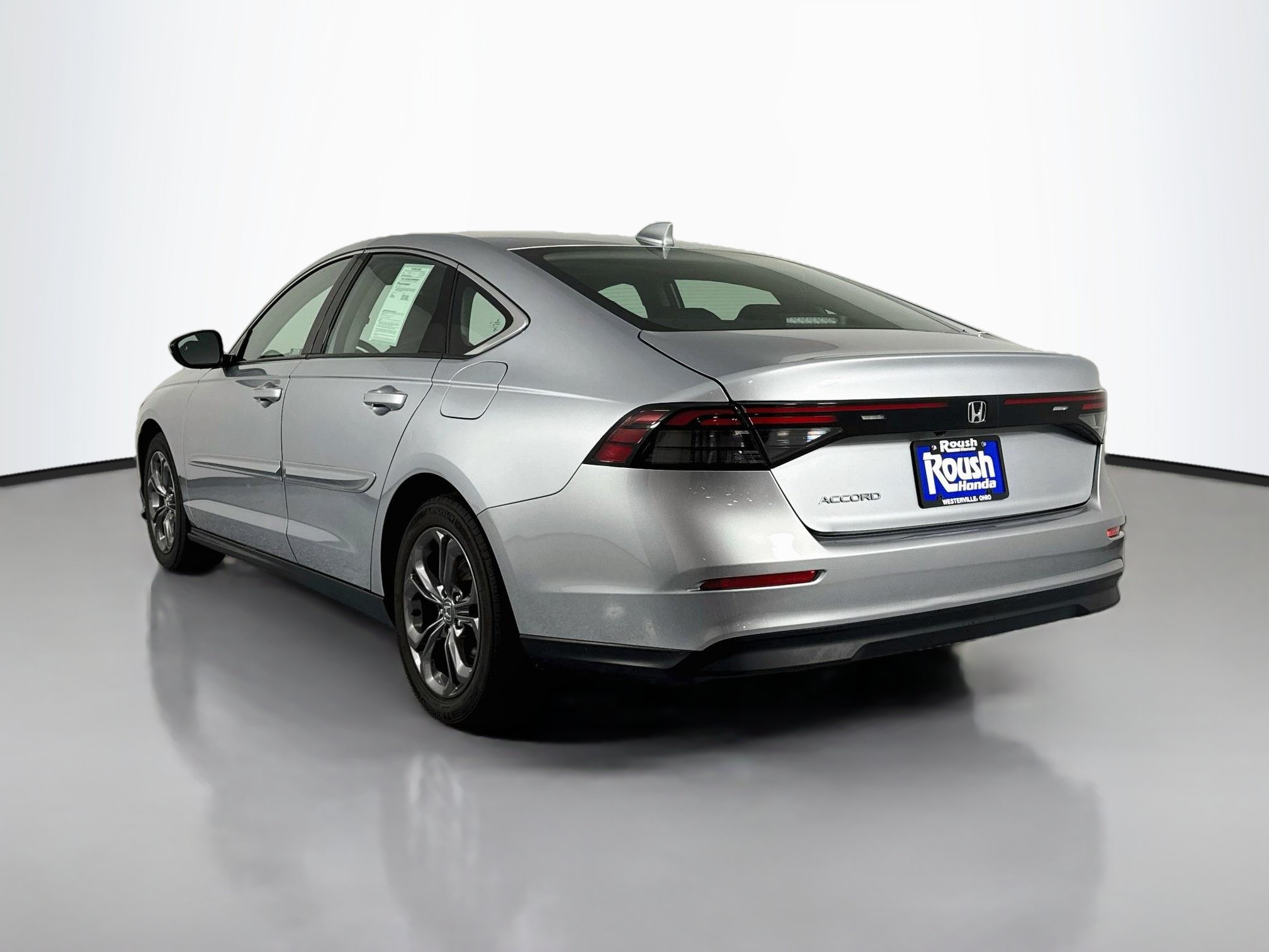 Certified 2023 Honda Accord EX image 7