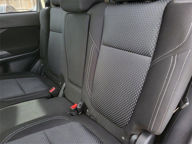 Used 2020 Mitsubishi Outlander ES image 12
