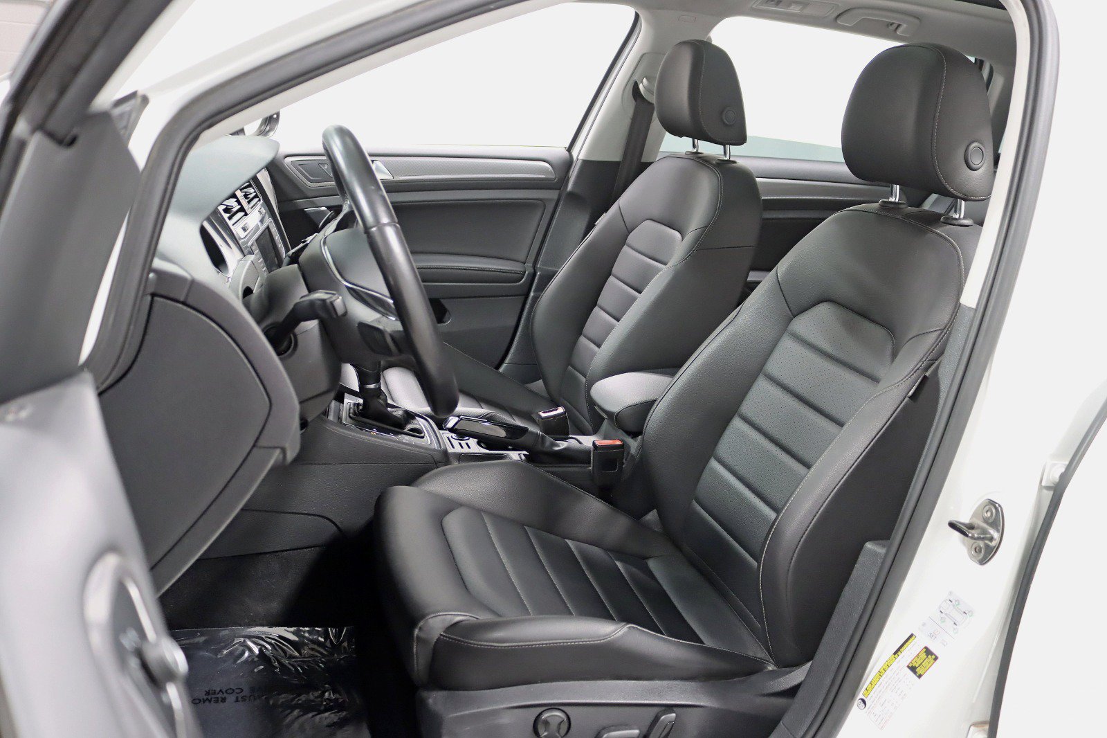 Used 2017 Volkswagen Golf Alltrack SEL AWD/4WD image 26